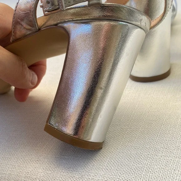 Jewel Badgley Mischka Christen Metallic Knotted Block
Heel Sandal - Picture 6 of 14